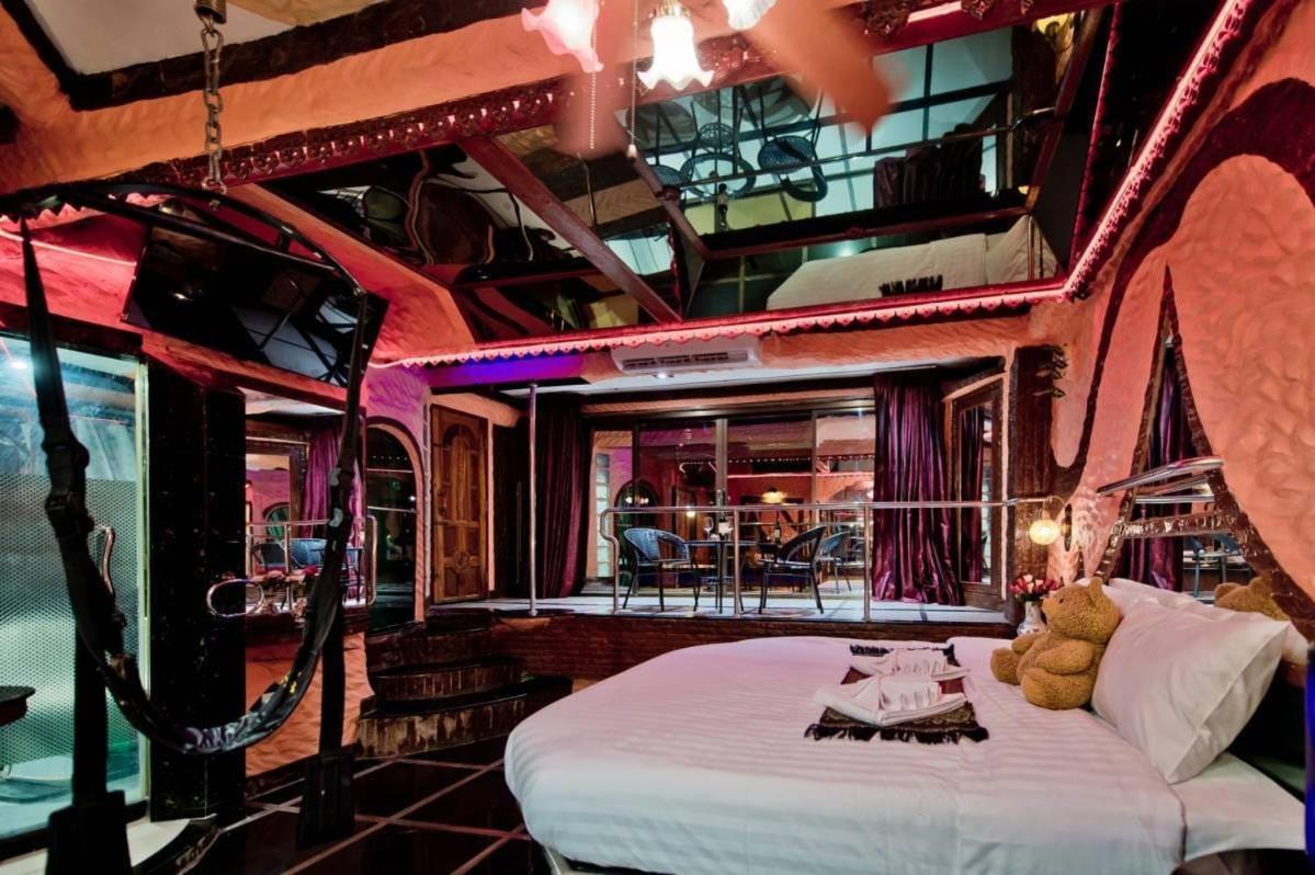 Hotel Penthouse Pattaya Exteriér fotografie